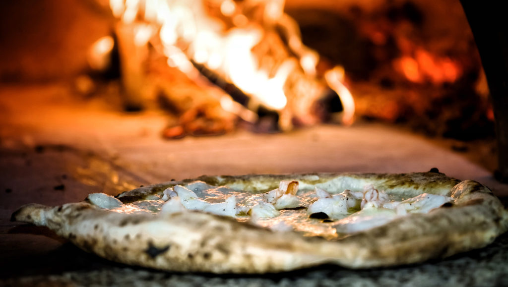 Pizza gourmet, le follie di romualdo